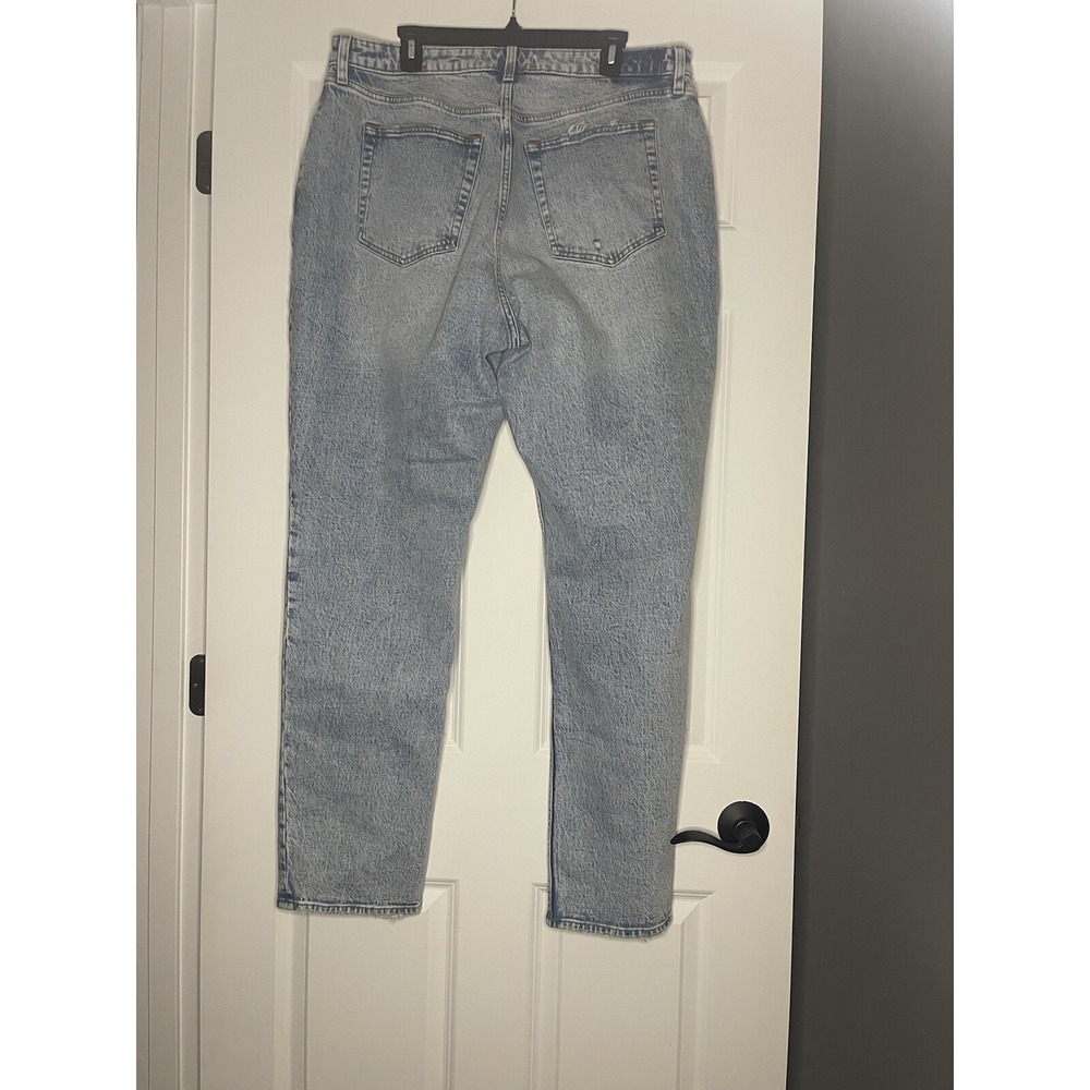 Abercrombie The Dad High Rise Curve Love Denim Jeans 33/16 Long Distressed Blue - Picture 2 of 2